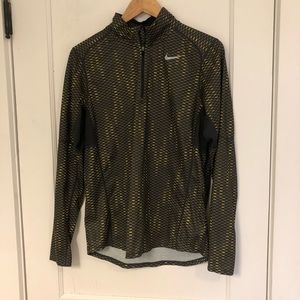 Nike Running DryFit Quarterzip Top